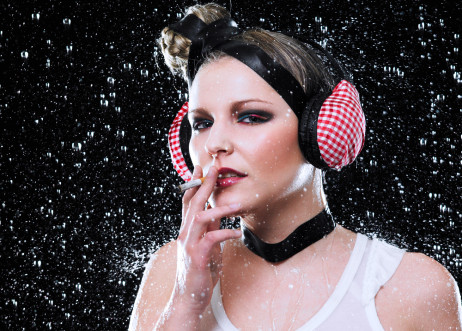 Makeup: Maren Siede 143