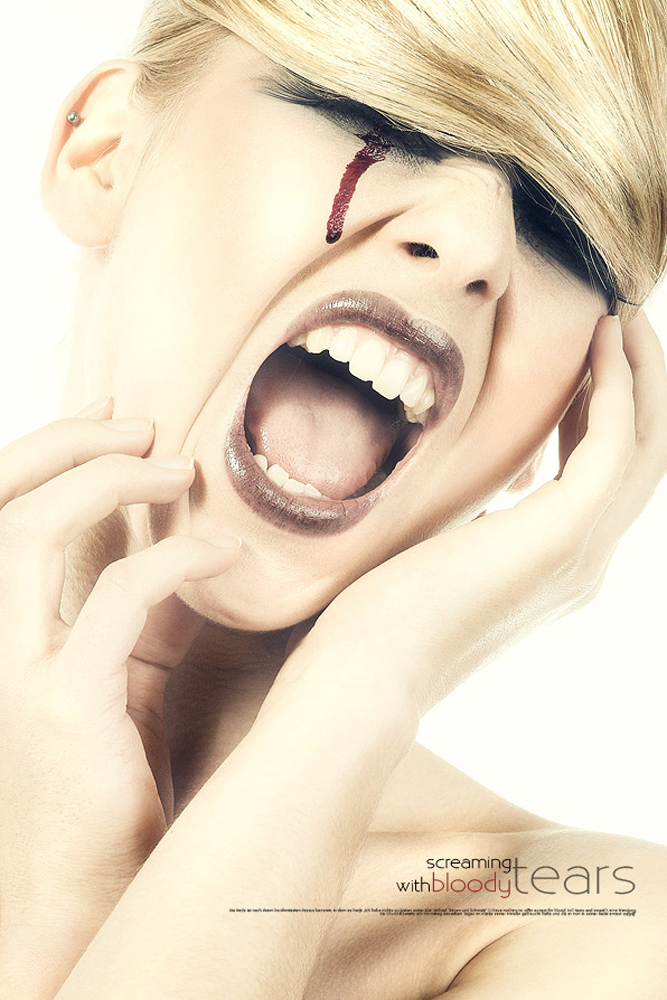 Makeup: Sarah Kopietz 180