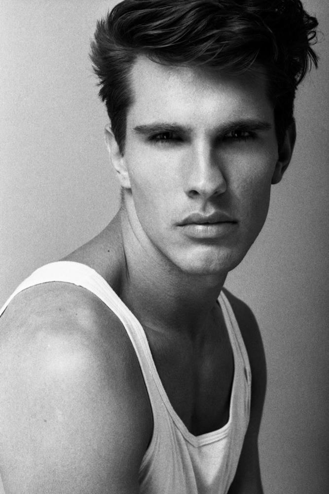 Makeup: Jutta  Schmid 697