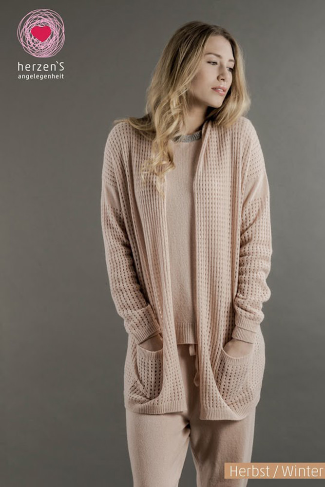 Makeup: Kyra Tazi 2083