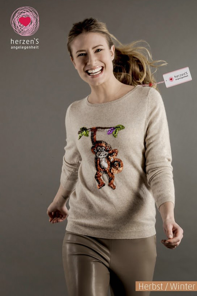 Makeup: Kyra Tazi 2084