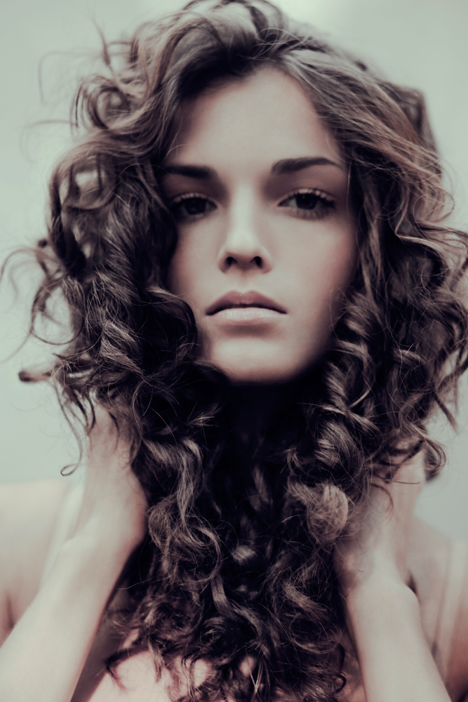 Makeup: Kyra Tazi 539