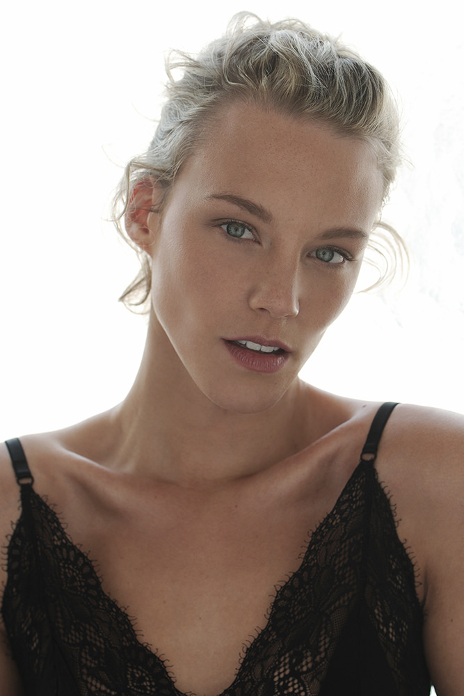 Makeup: Iris Schneider 2108