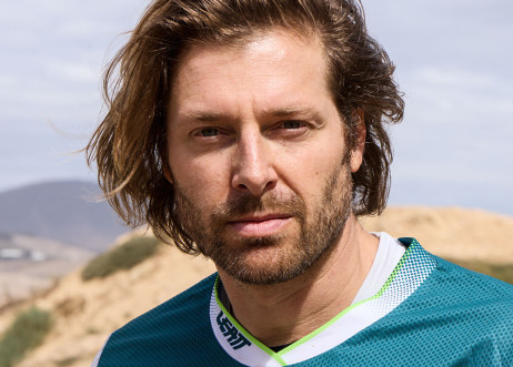 Model: Henning 107992