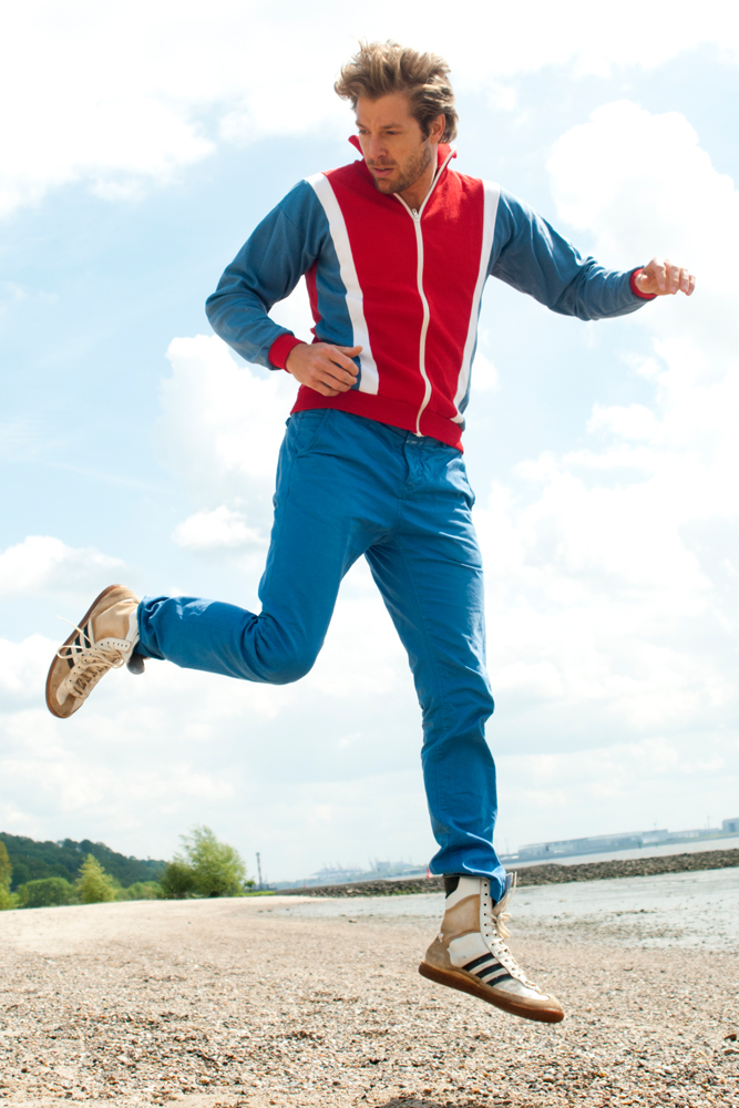 Model: Henning 17840