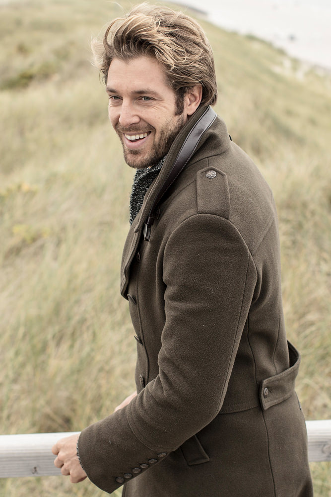 Model: Henning 32032