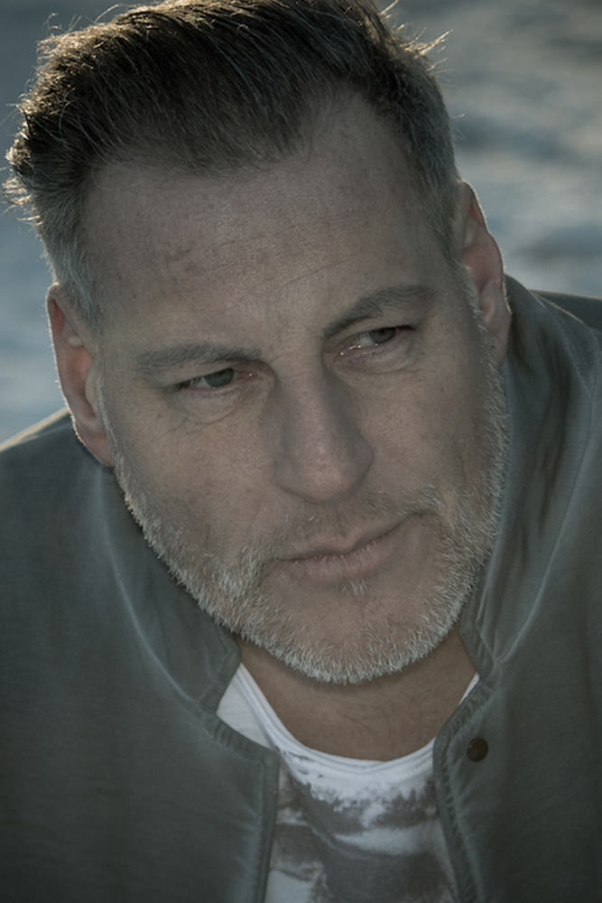 Model: Christian 46402