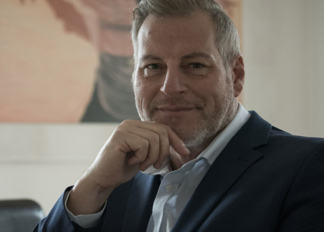 Model: Christian 66317