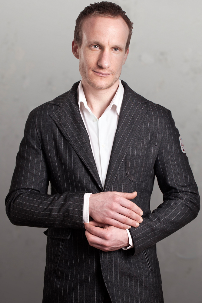 Model: Frank 9911