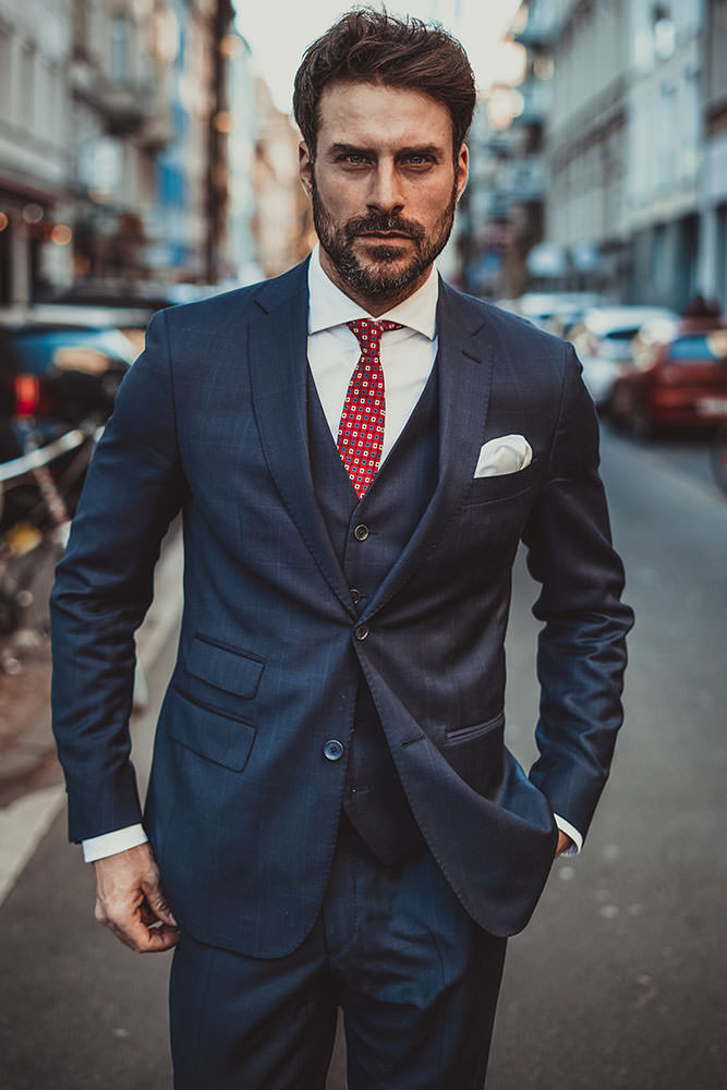 Model: Marcel 70483