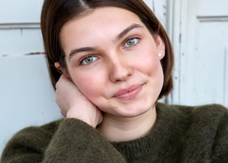 Model: Hannah 118837