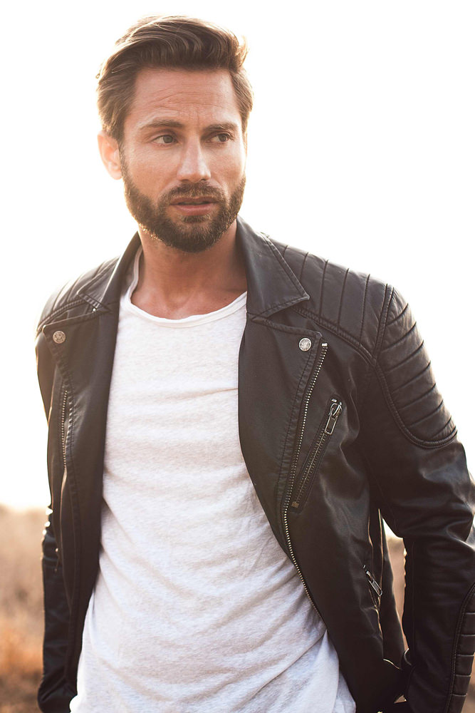 Model: Henri 42956