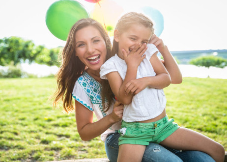 Model: Camilla 32551