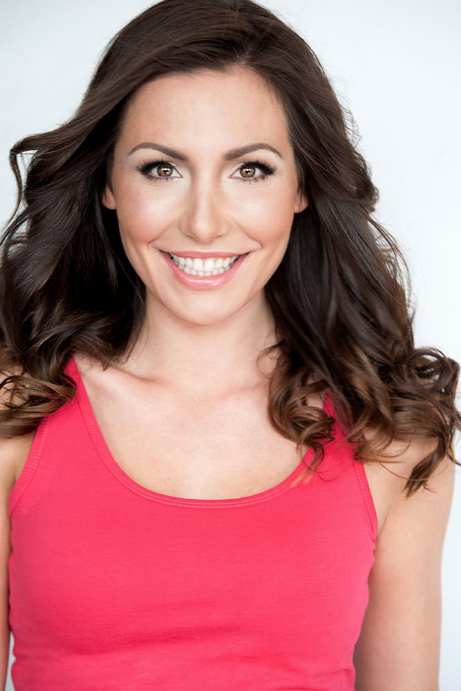 Model: Camilla 32568