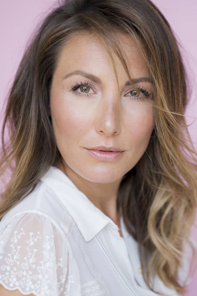 Model: Camilla 63052