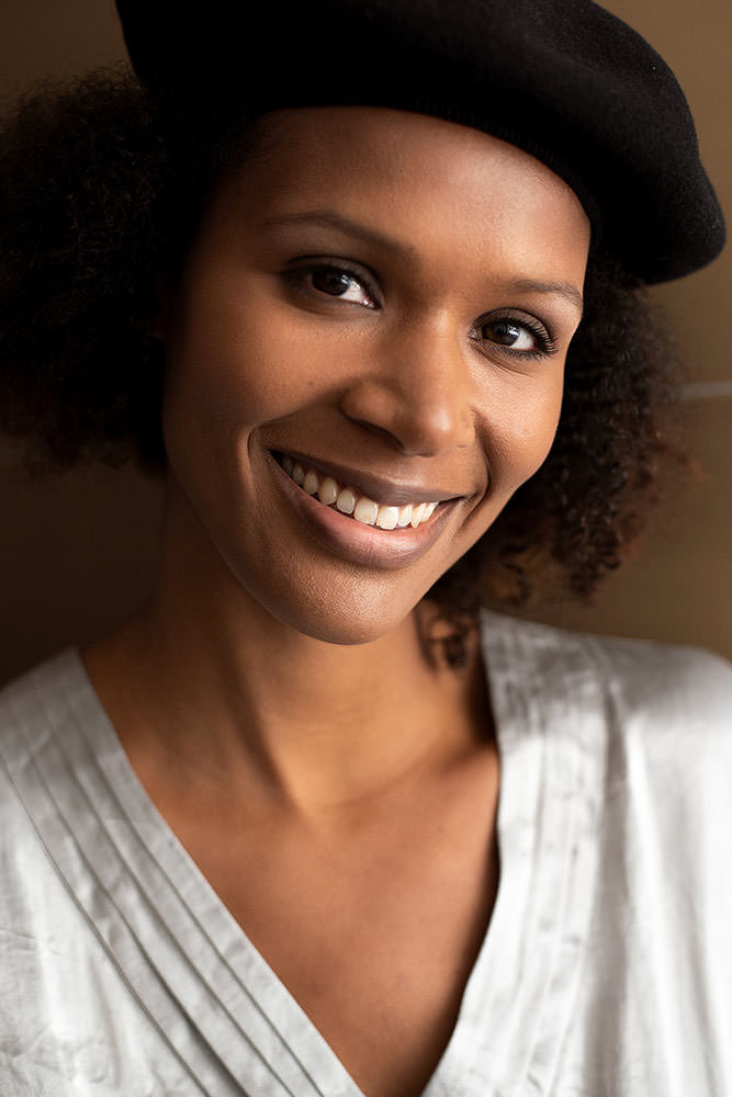 Model: Jacqueline 77275