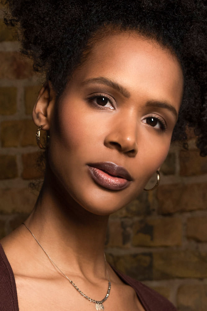 Model: Jacqueline 93664