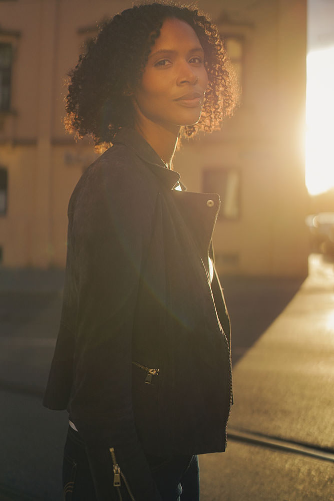 Model: Jacqueline 95595