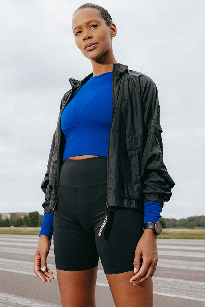 Model: Jacqueline 108463