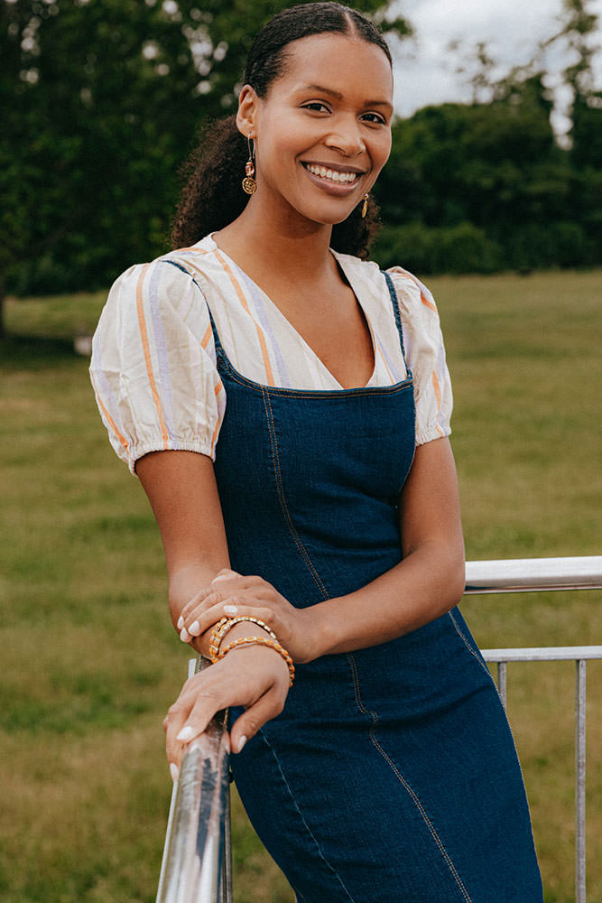 Model: Jacqueline 108466