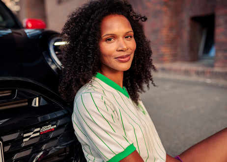 Model: Jacqueline 109673