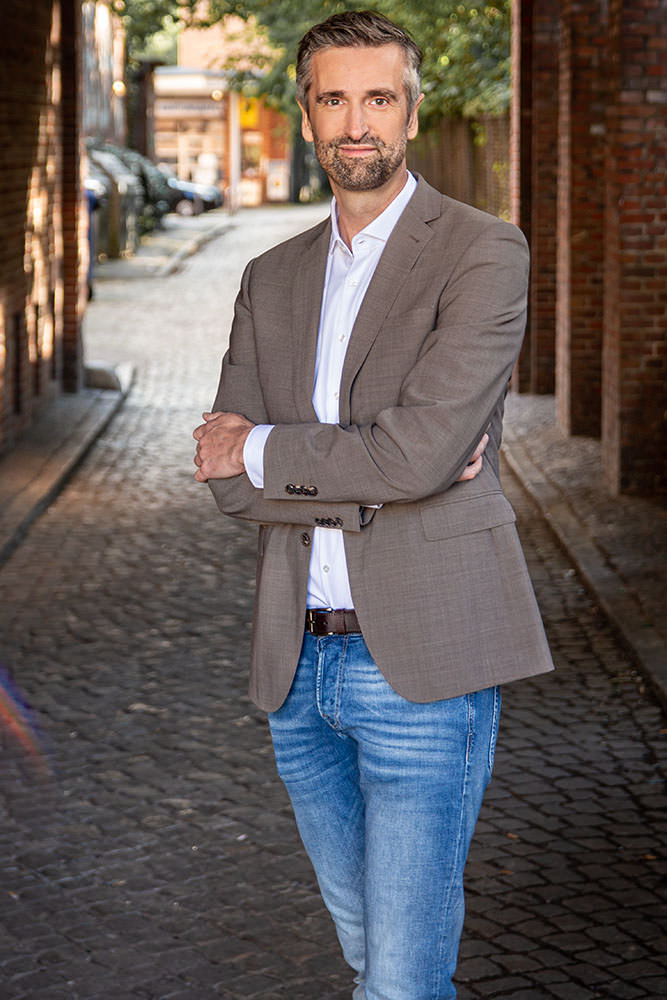 Model: Lars 83241