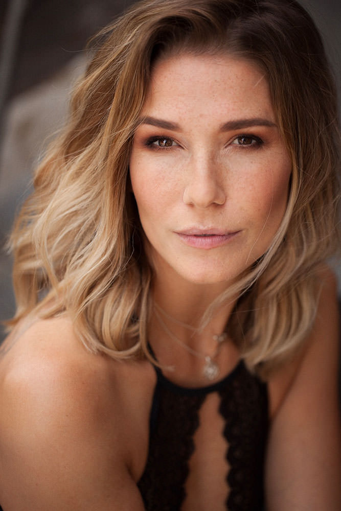 Model: Paulina 80084