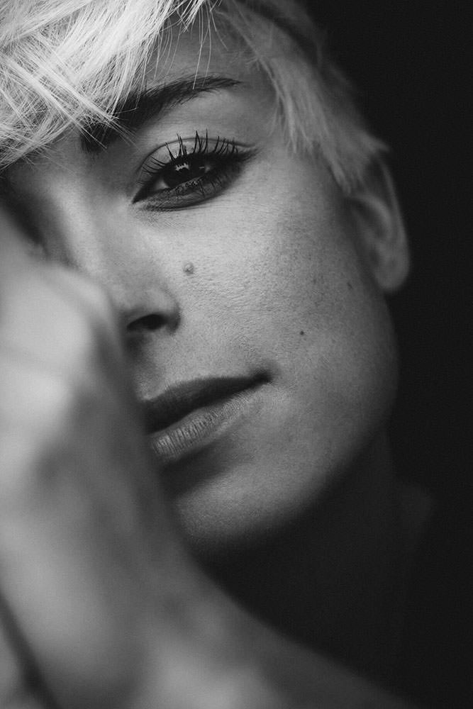 Model: Charleen 54307