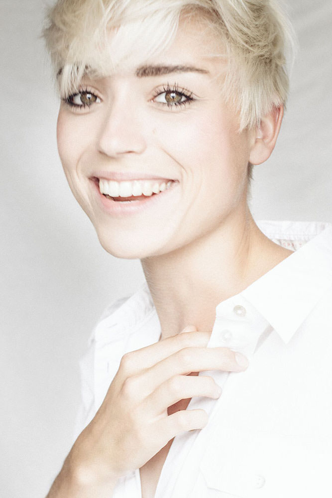 Model: Charleen 54316