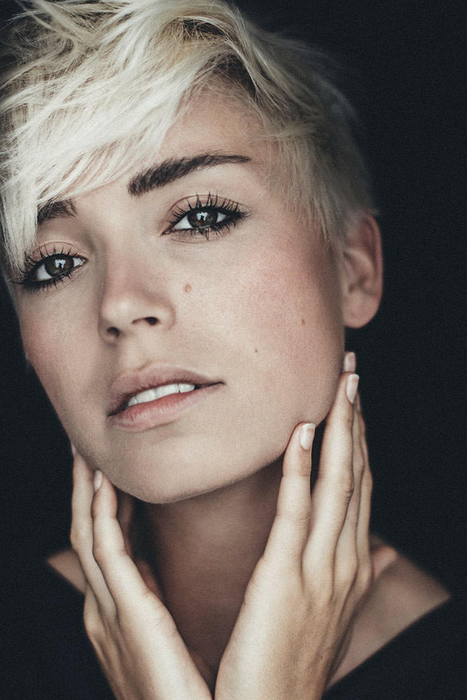 Model: Charleen 54348