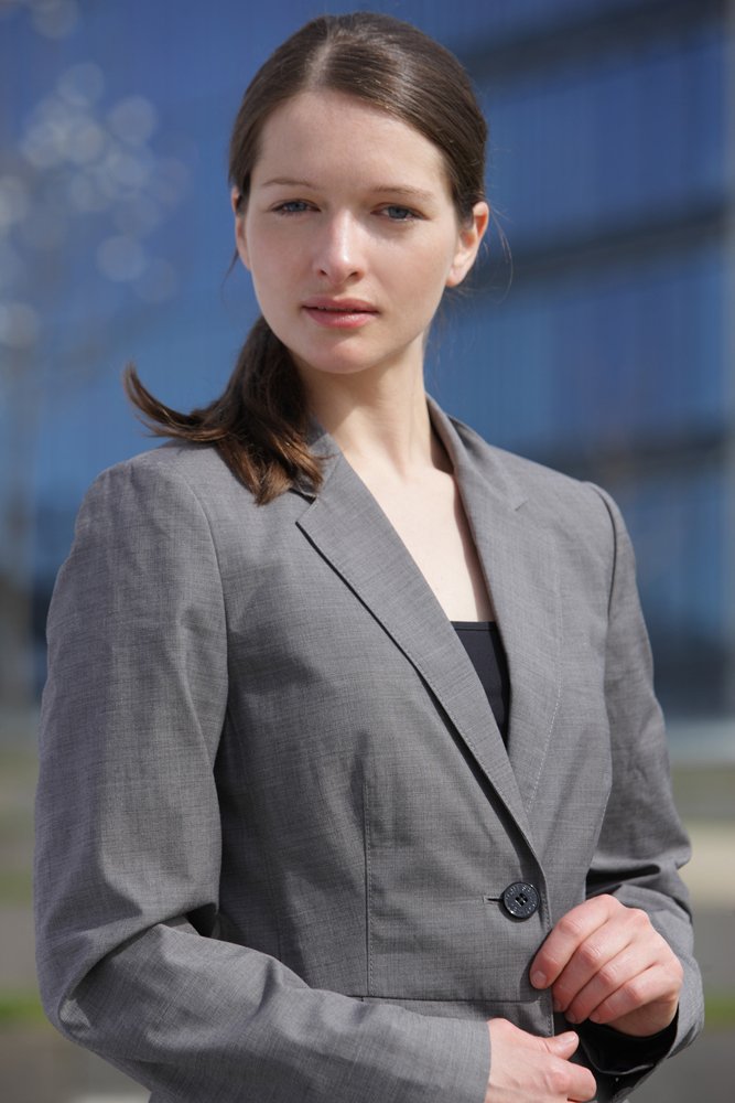 Model: Vivienne 2776