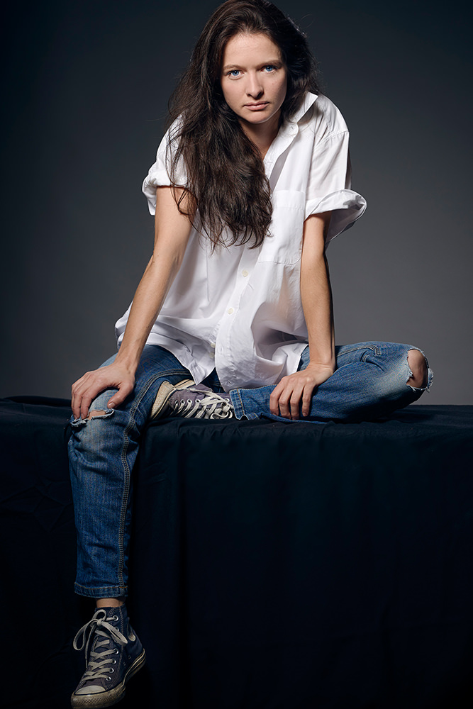 Model: Vivienne 61180