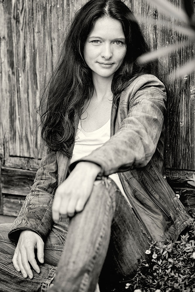 Model: Vivienne 61185