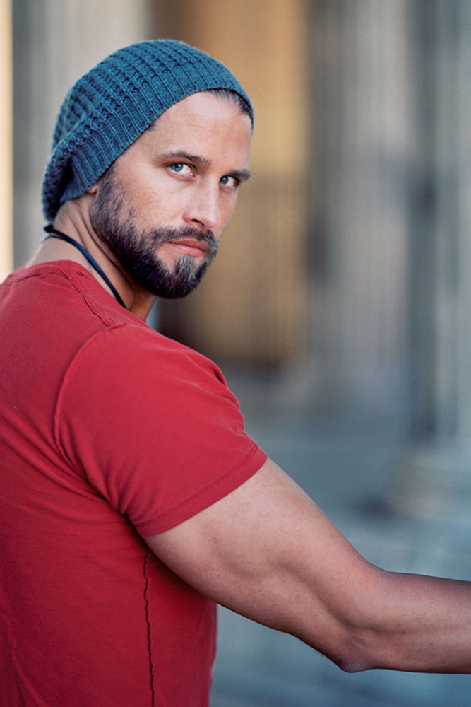 Model: Sebastian 10432