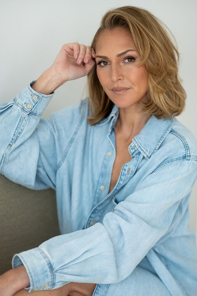 Model: Isabelle 111599