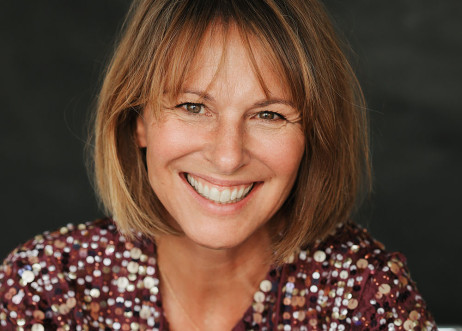 Model: Dagmar 121507