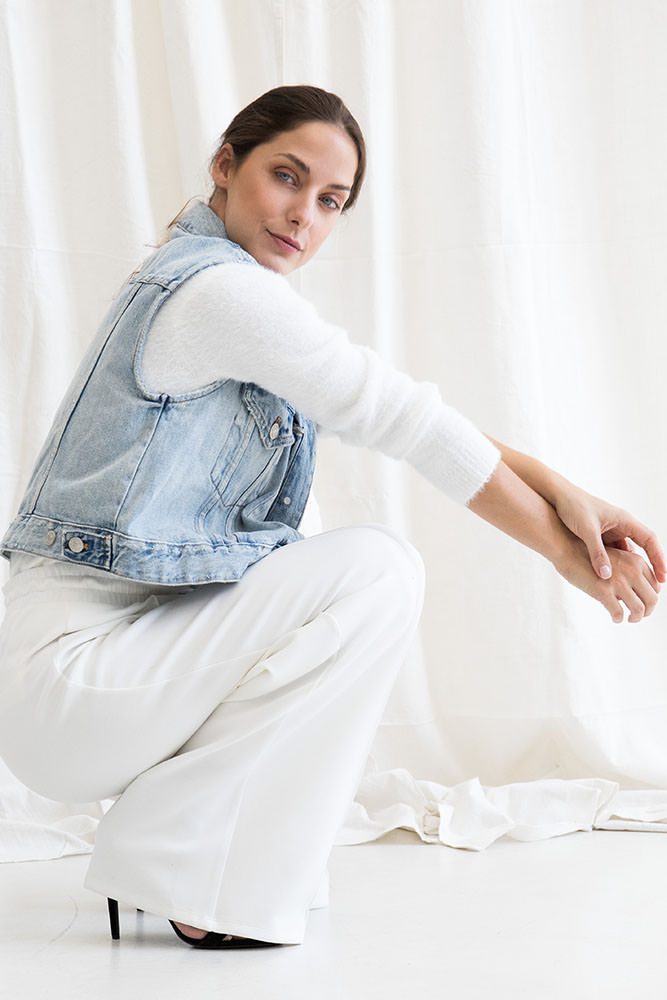 Model: Alexandra 75989