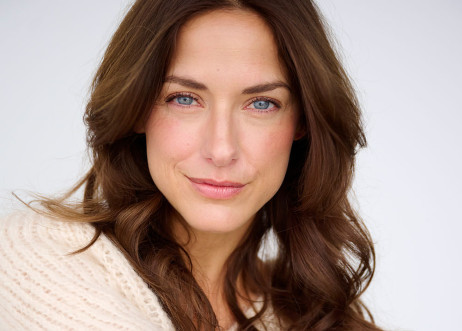 Model: Alexandra 110639