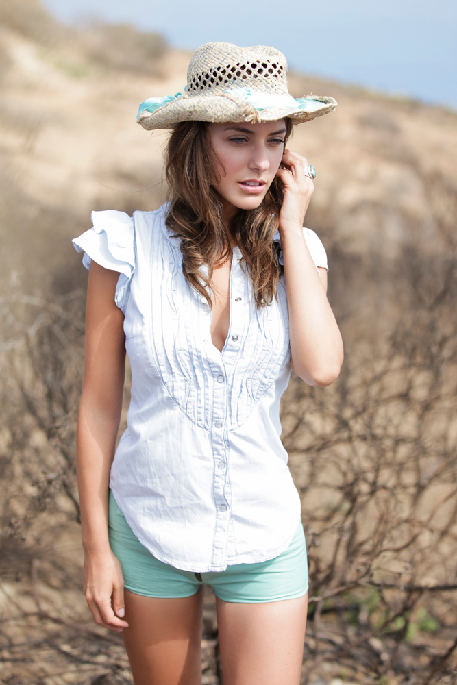 Model: Alexandra 17785