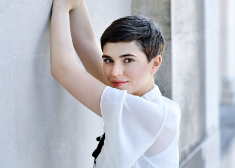 Model: Laura-Marie 75367