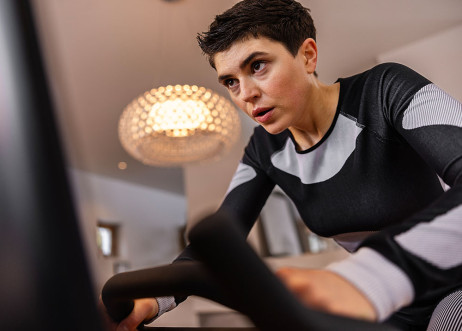 Model: Laura-Marie 103330