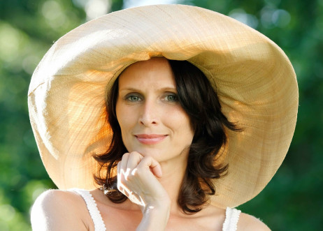 Model: Heidi 12819