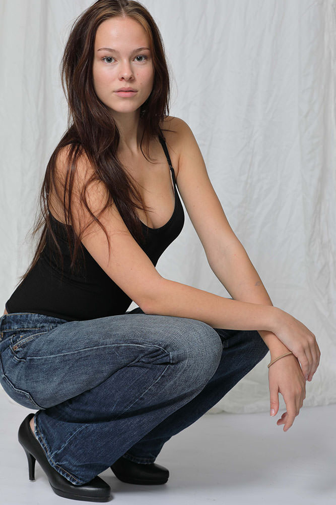 Model: Carla 122140
