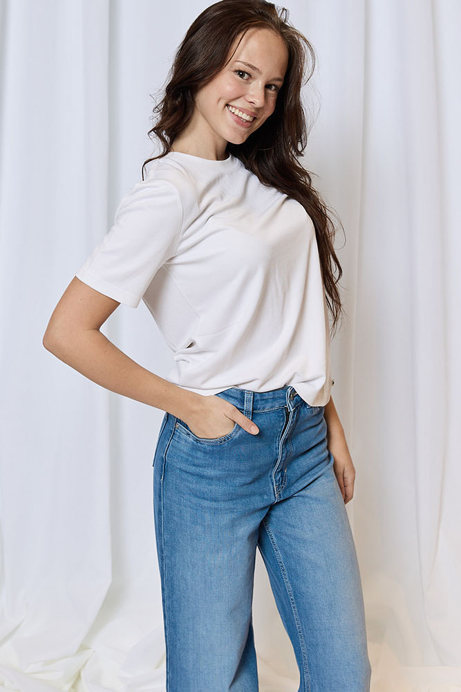 Model: Carla 122146