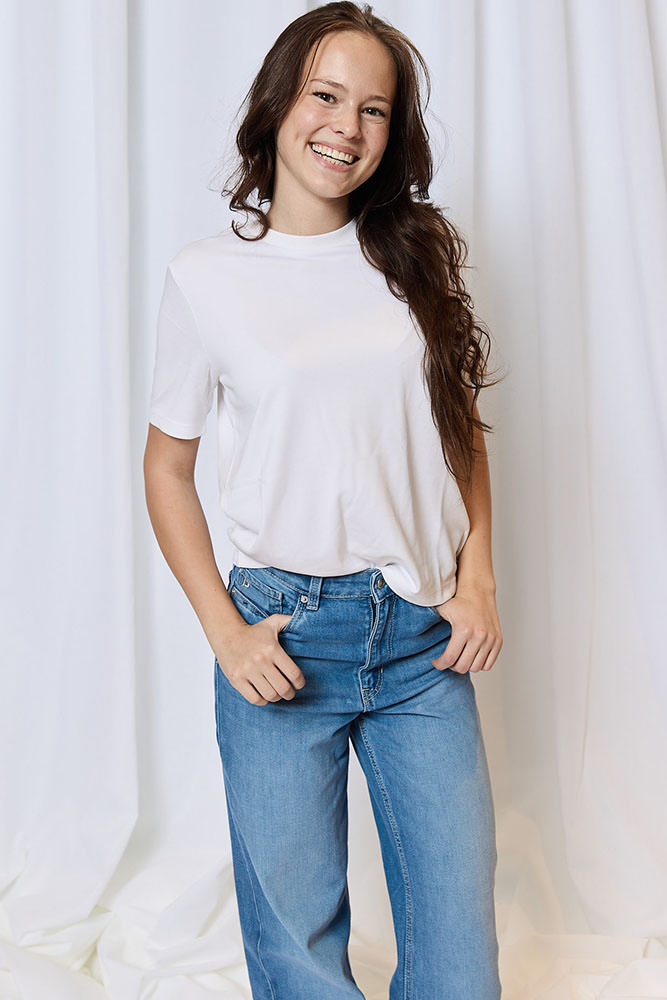 Model: Carla 122147