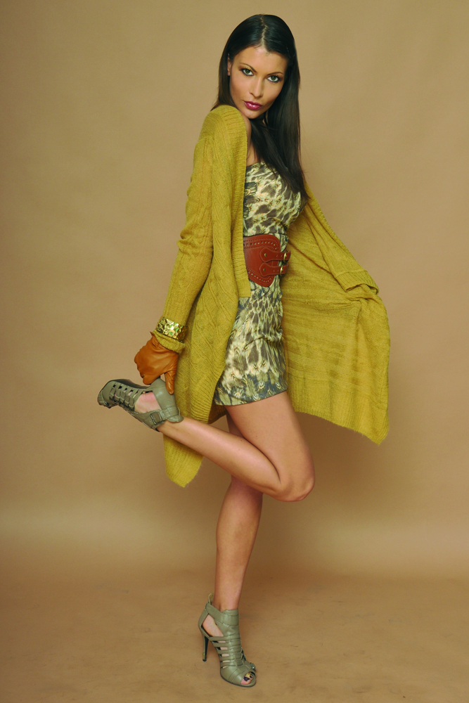 Model: Nina 4338