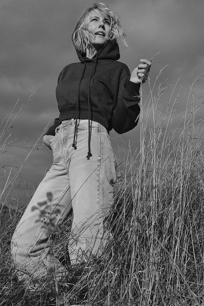 Model: Melanie 105696