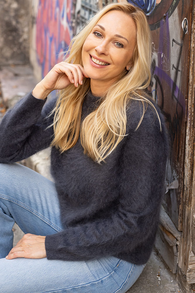 Model: Heidi 121818