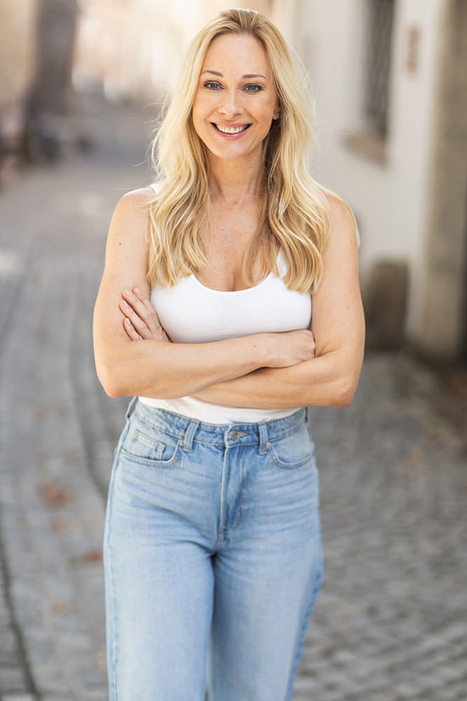 Model: Heidi 121821
