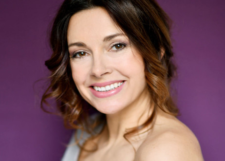 Model: Alexandra 61196